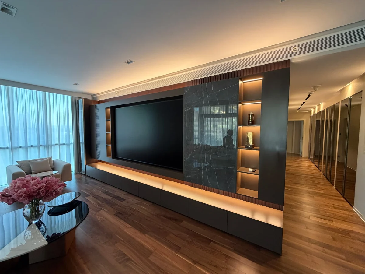 Marble & walnut media wall — Spazio Vivo